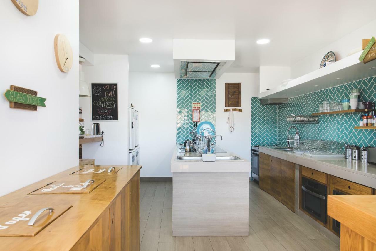 Good Feeling Hostel & Guest House Raposeira  외부 사진